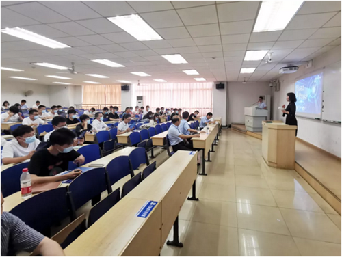新“鋰”想 新起點(diǎn)！中偉2022年校園招聘中南大學(xué)站宣講會(huì)舉行